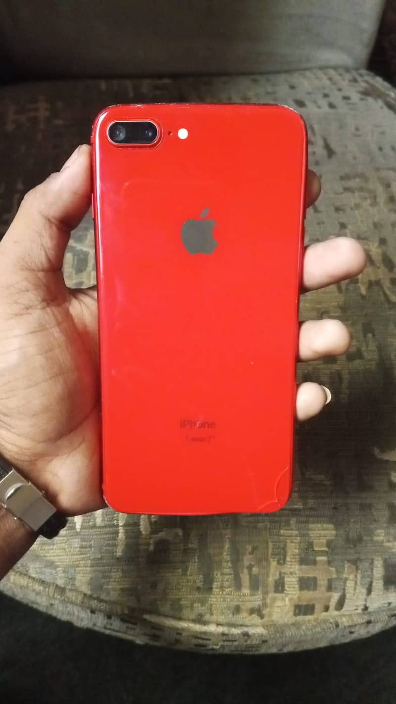 Apple iPhone 8 Plus 0