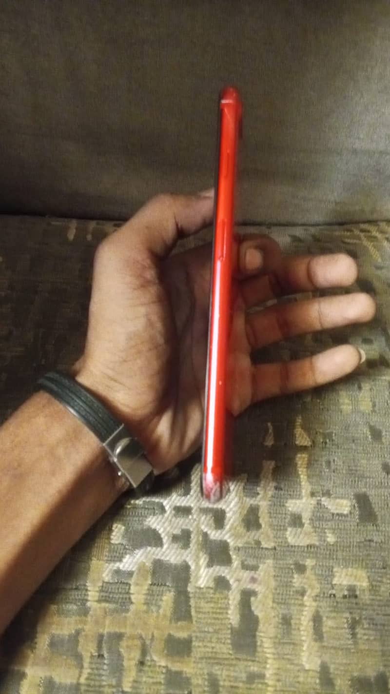 Apple iPhone 8 Plus 6