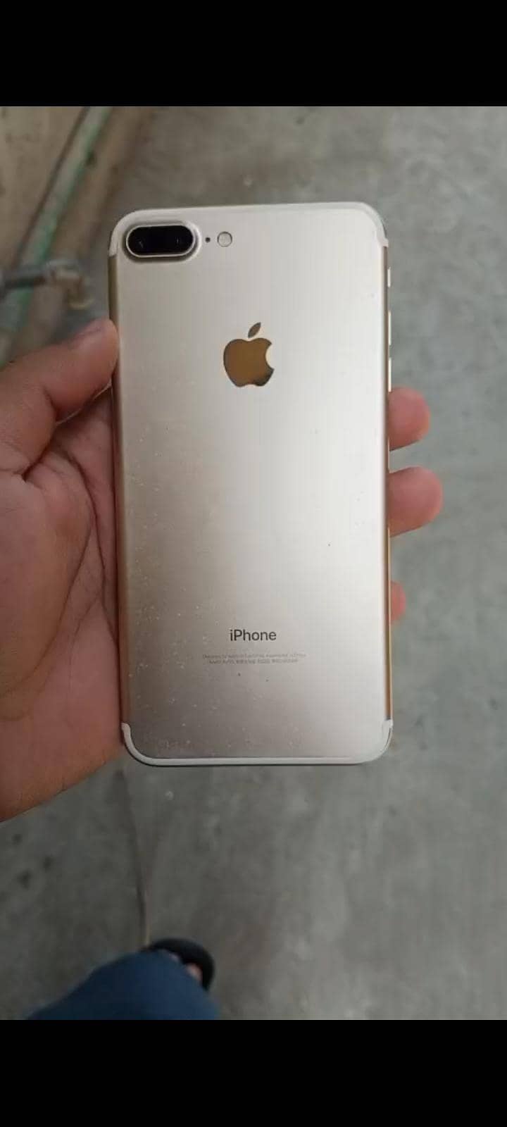 Apple iPhone 7 Plus 0