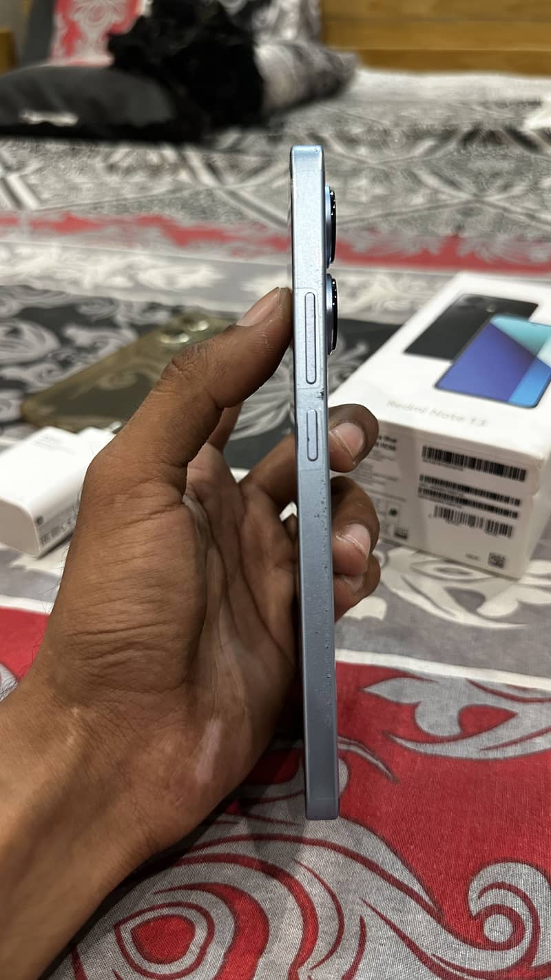 Redmi Note 13 4