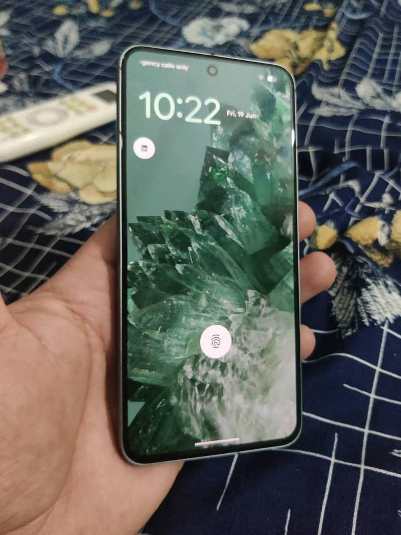 Google Pixel 8 7