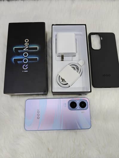 Vivo iqoo neo 11