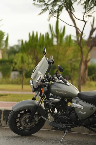 KEEWAY SUPER LIGHT 200cc