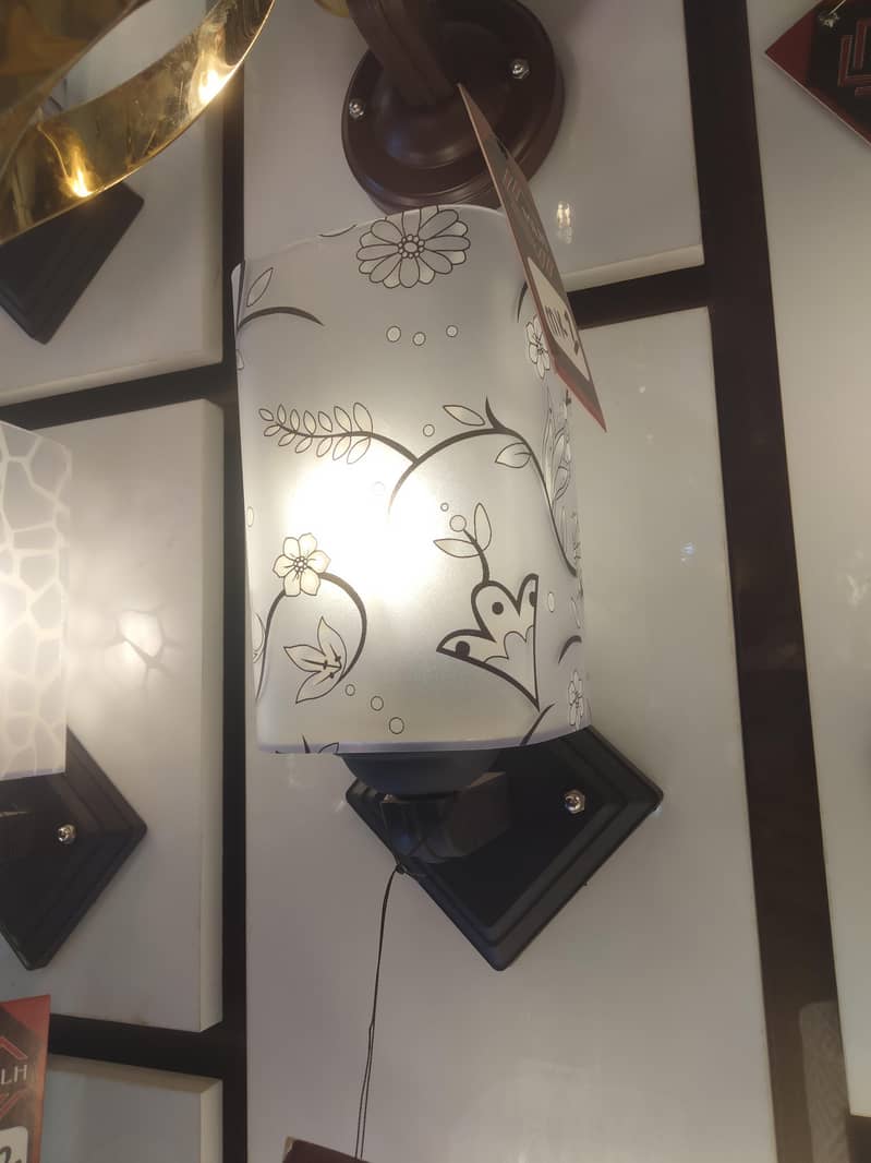 WALL LIGHT 0