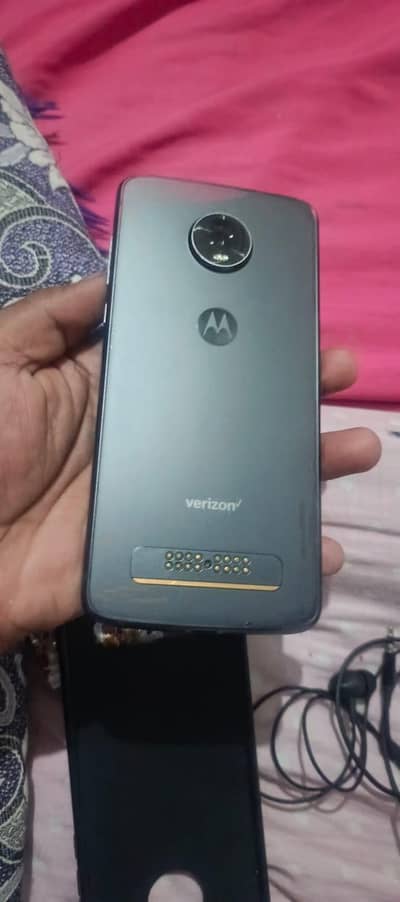 Motorola Moto Z4 4+128gb official pta