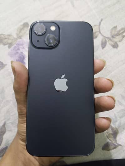 Apple iPhone 13