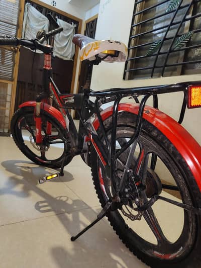 Super Shine Sports Cycle - Excellent condition