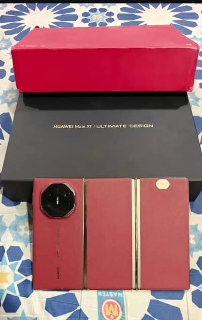Huawei Mate XT Ultimate