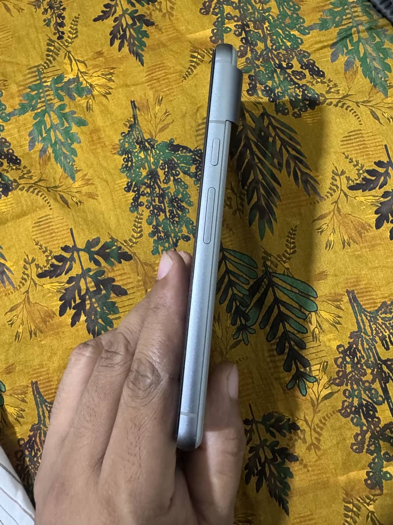 Google Pixel 8 1