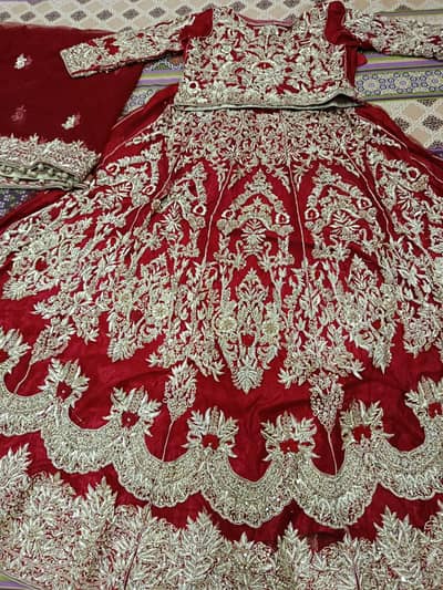 ** *Bridal Dress & Jewelry Set for Sale*  **