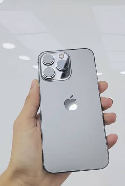 Apple iPhone 13 Pro Factory Unlock, Condition 10/10