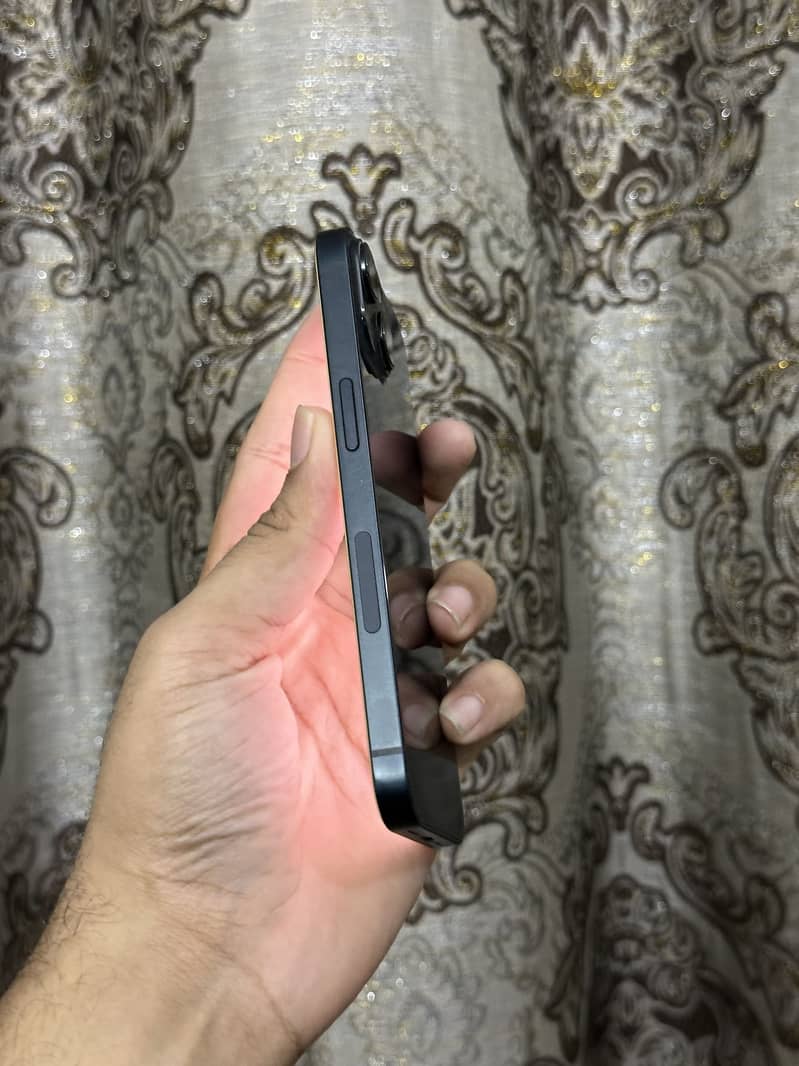 iPhone 14 1