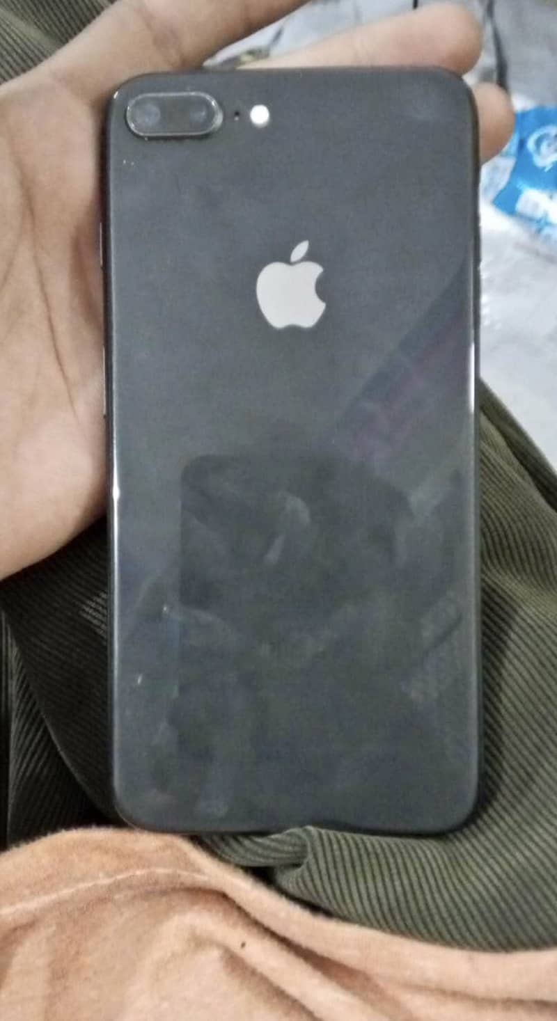 Apple iPhone 8 Plus 0