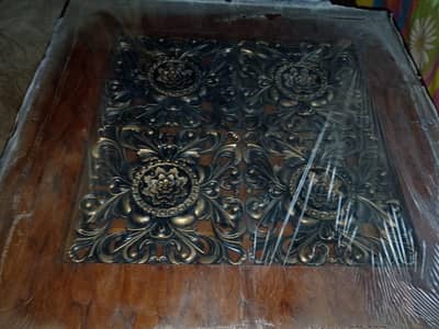 centre table new only 6 month use