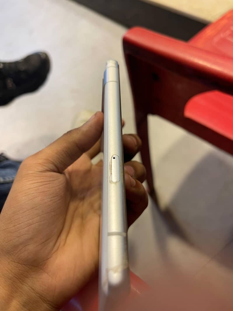 Google Pixel 7a 4