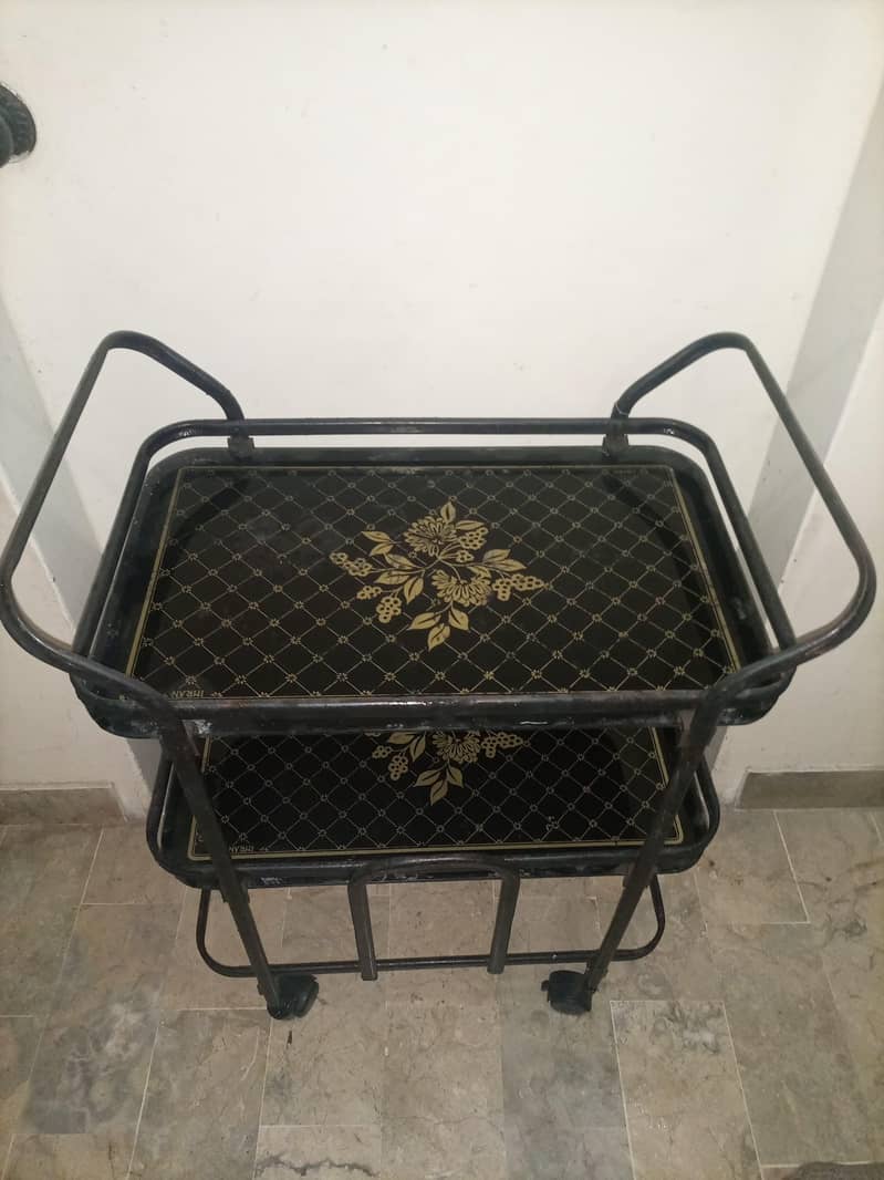 tea trolley 0