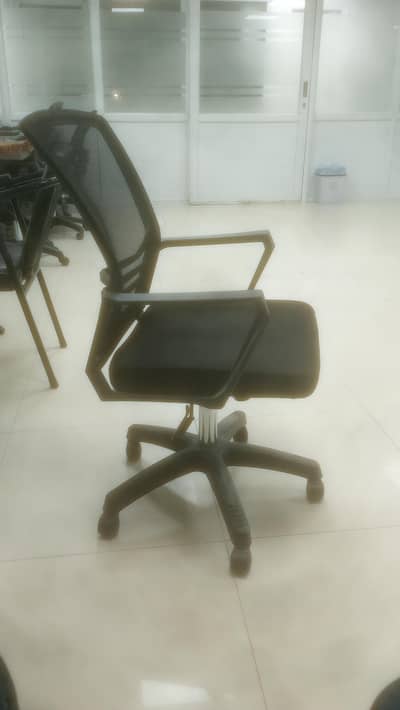 used office chair for sale on reasonable price