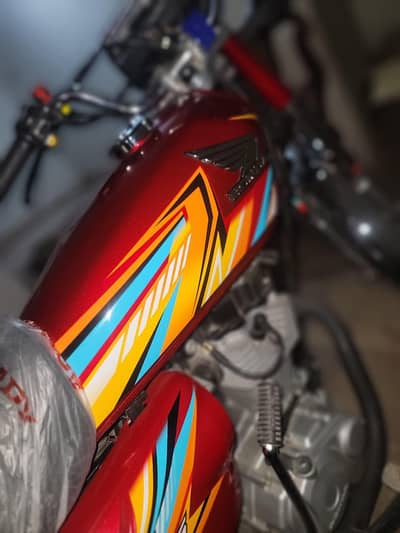 selling honda 125 Karachi totally genuine