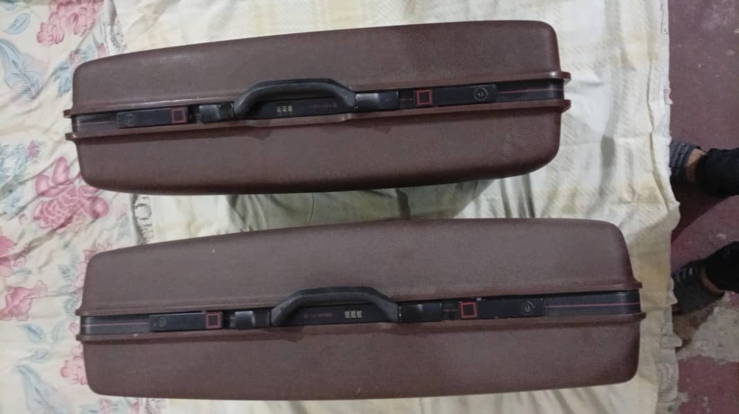 Samsonite suitcase 2 pcs 1