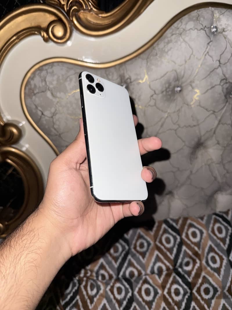 Iphone 11 pro max 5