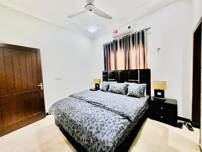 E12 EXECUTIVE FULLY FURNISHED HOUSE FOR SALE E-11/2,