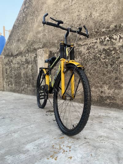 Shaind Large Size Cycle | Alloy Rims | Yellow & Black | 7/10 Condition