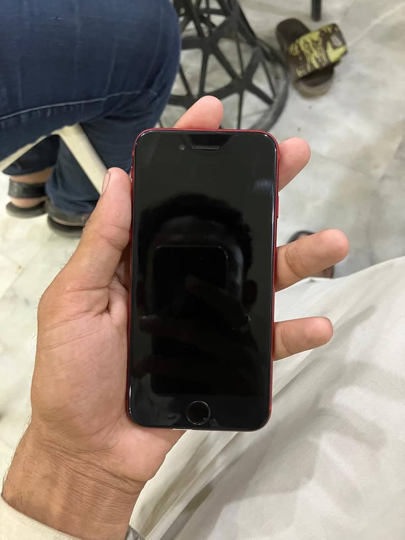 Apple iPhone SE 0