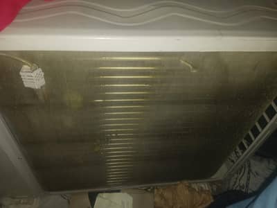 Haier DC Inverter 1.5 Ton Good Condition