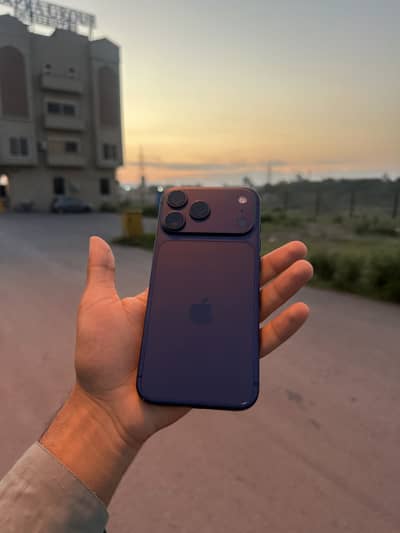 iPhone 17 Pro Max 1 TB unlock