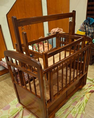 Baby Cot With Swing