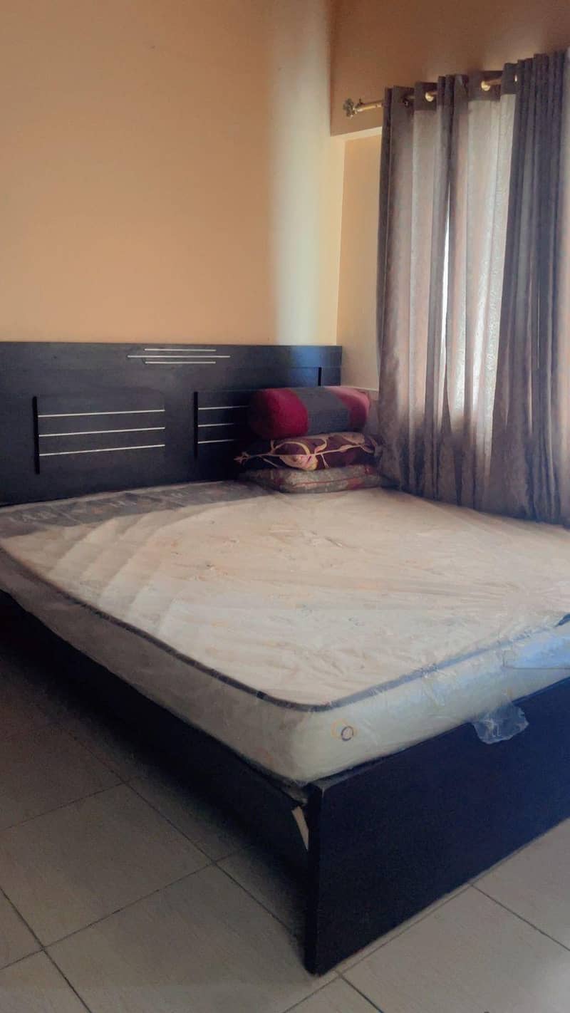6/6 bed 10000 only 0