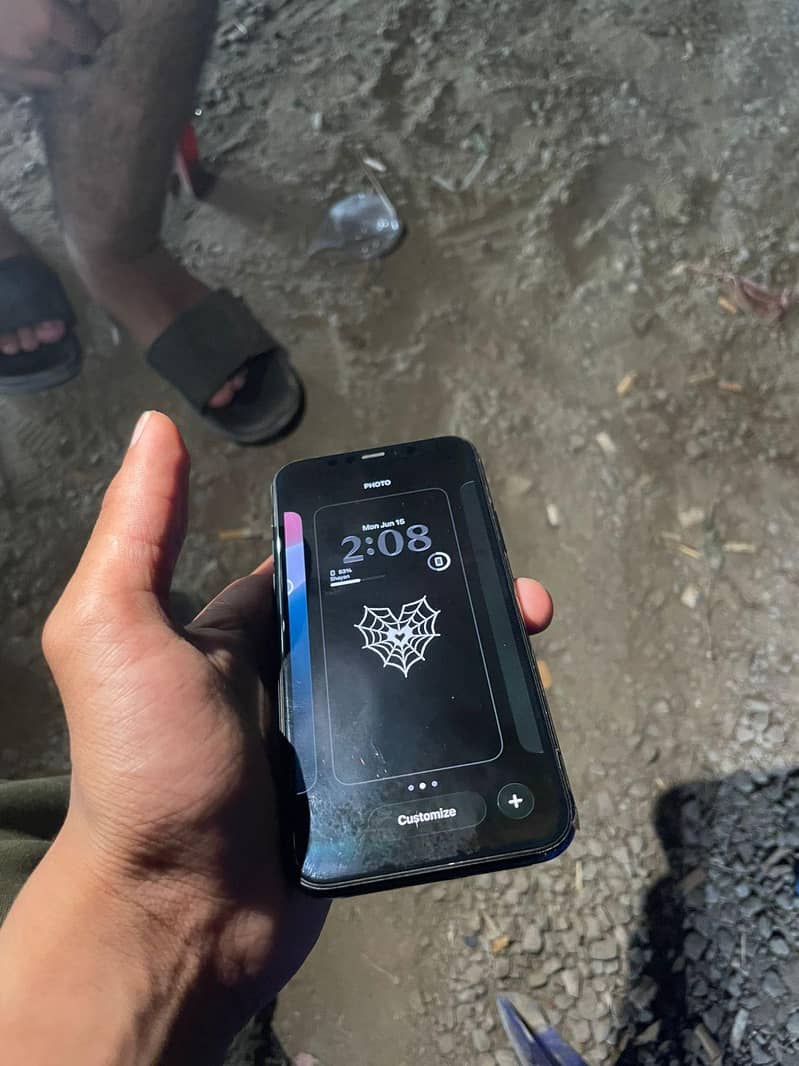 IPHONE 11 PRO 3