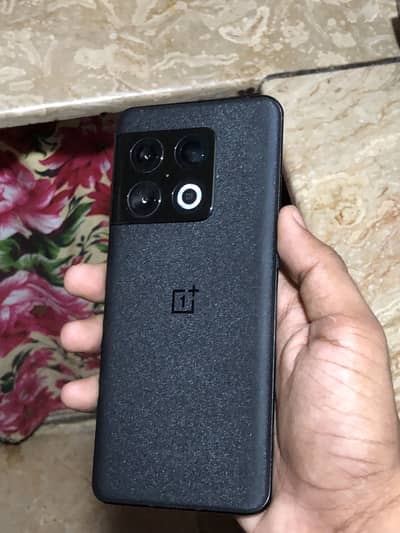 One Plus 10 Pro 5g