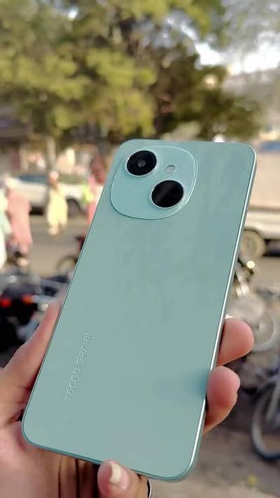 Tecno Spark Go 1