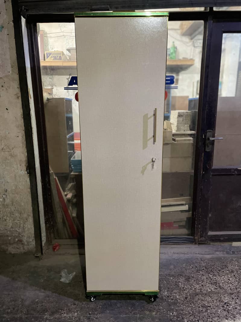 side tebls dressing tebls 5