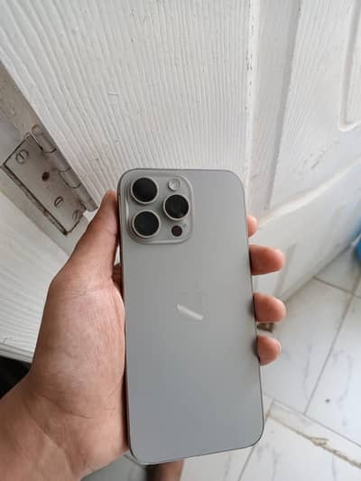 iPhone 15 Pro Max JV 256gb with box