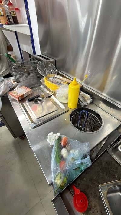 Fast food assembler