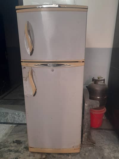 Refrigerator for sell