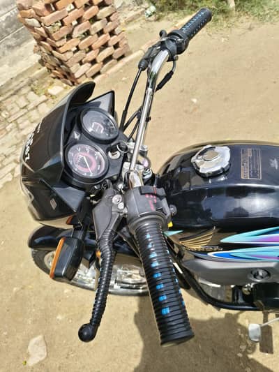 Honda 100 pridor for sale 10 by 10 condition 03014301568