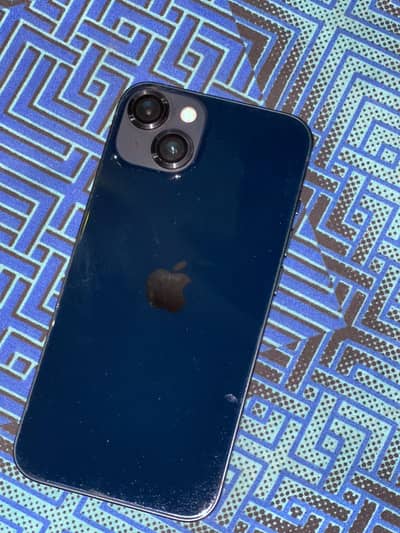 Apple iPhone 13