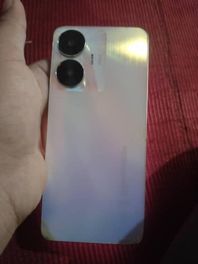 realme c555