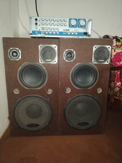 speker amplifier