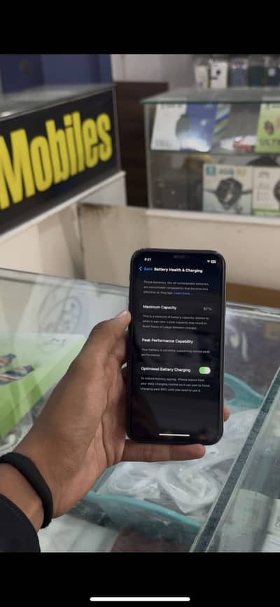 IPhone XR 64GB Non PTA Exchange Possible