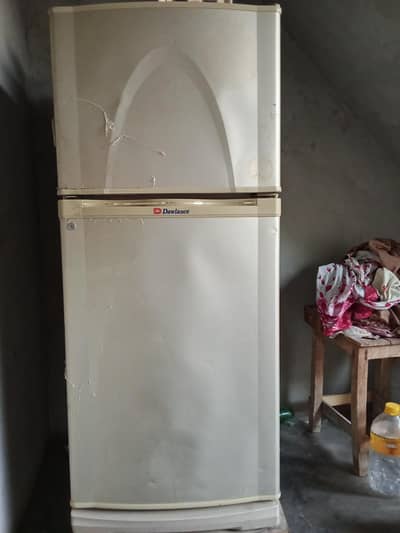 Dawlance used refrigerator