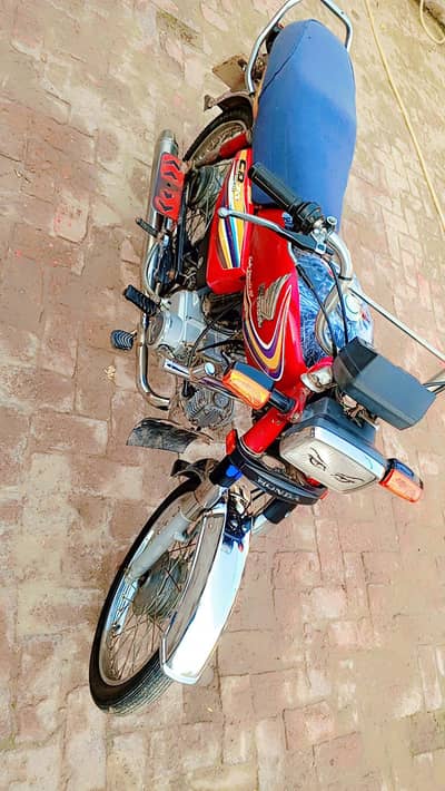bht achi baik ha koi engine head say awaz ni atai .
