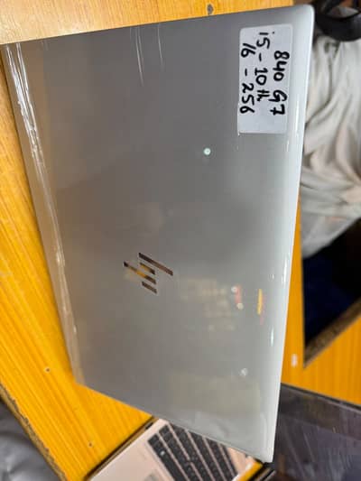  HP EliteBook 840 G7 Premium Business Laptop (i5 10th Gen)