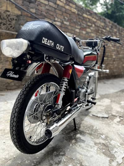 Total 7 month use hua hai scratcless bike or double saman kay sath ha