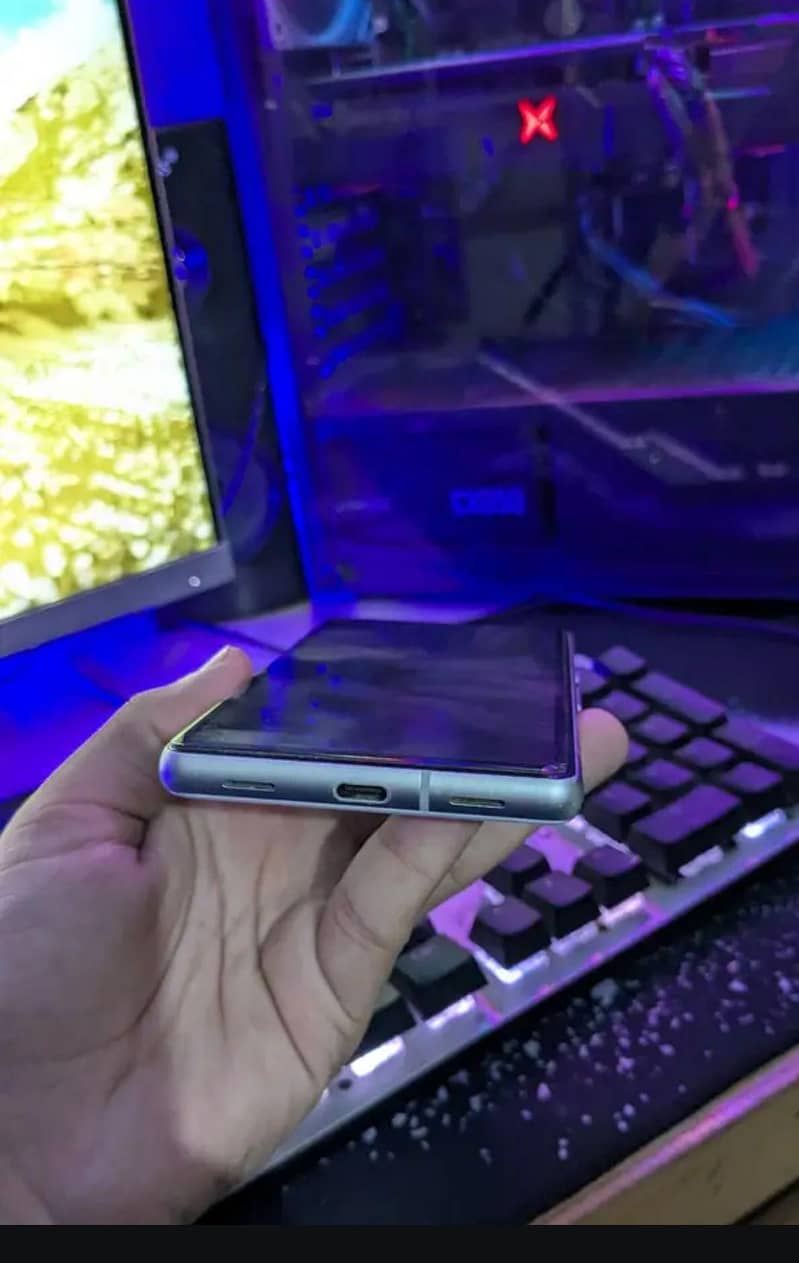 Google Pixel 7a 3