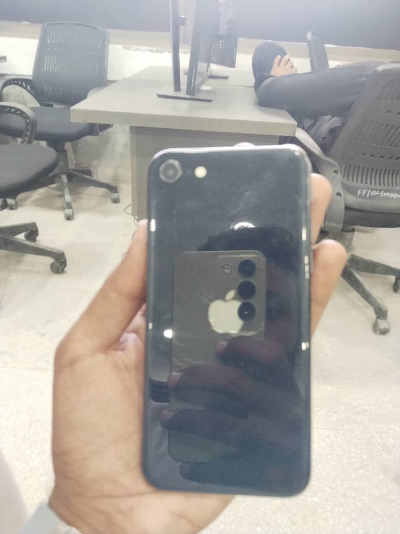 iPhone SE 3rd Generation 2