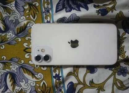Apple iPhone 12